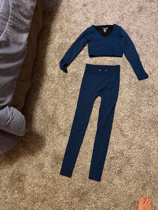 Sweaters - Blue Sweat Outfit